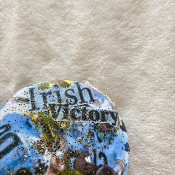 Notre Dame football game day glitter pin - Picture 7 of 10